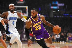 Orlando Magic corta la racha de victorias de los Lakers
