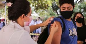 Cidade de São Paulo vacina adolescentes a partir de 12 anos contra a covid-19 neste sábado