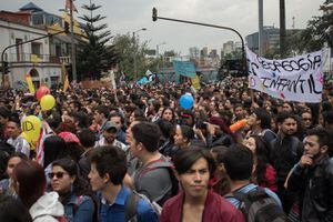 Policía dice que no permitirá que extranjeros cometan actos vandálicos en marchas