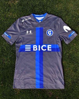 "Ya está disponible la Tercera Armadura Cruzada": UC presenta su nueva camiseta