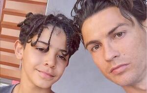 Policía investiga polémico video del hijo de Cristiano Ronaldo