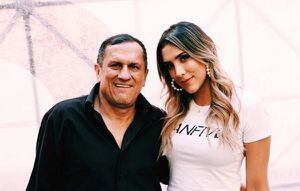 Daniela Ospina les respondió a quienes dicen que "no guardó luto" por su padre