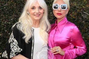 Mãe de Lady Gaga conta tudo sobre a luta da filha contra a depressão