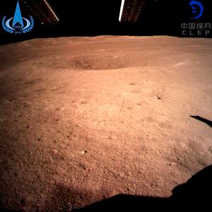 China revela las primeras imágenes de su sonda tras histórico alunizaje en la cara oculta de la Luna