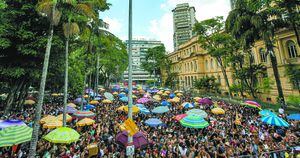 Blocos de rua em São Paulo são multados em mais de R$ 300 mil