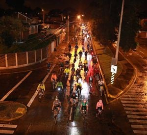 EN IMÁGENES. Recorren la ciudad en bicicleta por el Día Mundial Sin Automóvil