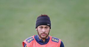 Em meio à acusação de estrupro, Neymar é confirmado por Tite para amistoso