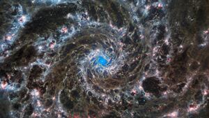 NASA tomó fotografías de la misma galaxia con los telescopios Hubble y el James Webb: la diferencia es impresionante