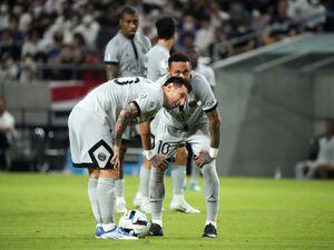 Tridente Messi, Neymar y Mbappé dan aplastante triunfo al PSG sobre Gamba Osaka 