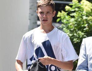 Cinco cosas que hacen a Romeo Beckham el novio perfecto para Millie Bobby