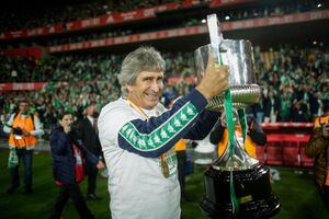 Manuel Pellegrini en la mira de un “equipo top de la Premier League”