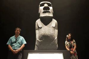 Polémica en la Cop 25 de Madrid: llega réplica exacta del moai de Rapa Nui "cautivo" en Londres
