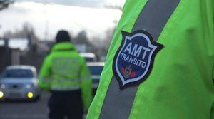 Quito: Una mujer agente de tránsito fue agredida por un conductor de bus interprovincial