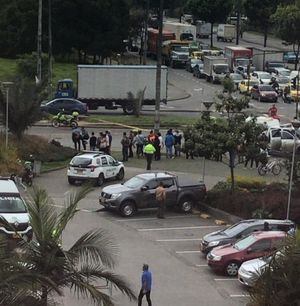 Sicarios asesinan a conductor en la Av. Esperanza con Av. Ciudad de Cali