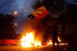 Chile anuncia levantamiento de todos los estados de emergencia