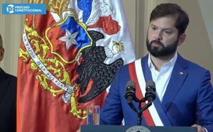 Presidente Boric recibe propuesta de nueva Constitución: “Los chilenos y chilenas deberán decidir si nos une”