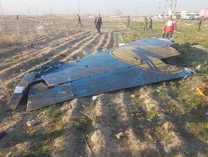 Avião ucraniano cai no Irã e 176 pessoas morrem