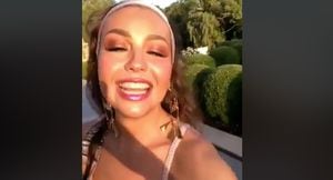 Thalía se hace viral por su rara actitud en este video