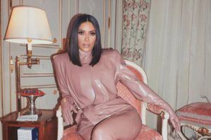 Kim Kardashian causa polémica con el ajustado corsé con el que comprime su abdomen para lucir una mini cintura