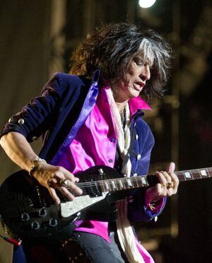 Joe Perry de Aerosmith fue internado de urgencia tras concierto en Nueva York
