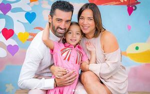 Así es como Adamari López y Toni Costa entrenan en familia durante la cuarentena