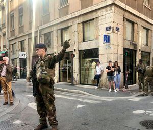 Tres detenidos por explosión en Francia que dejó 13 heridos