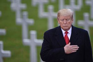 Trump rinde homenaje a estadounidenses que murieron en la Primera Guerra Mundial