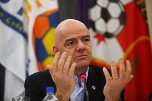 FIFA toma una decisión sobre próximo mercado de pases en el fútbol internacional