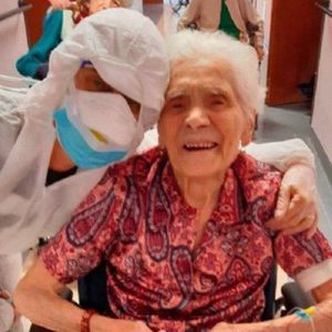 Mujer de 104 años se recuperó del coronavirus, también sobrevivió a la gripe española