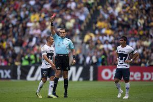 El peor final: Díaz y Nico Castillo fueron expulsados en eliminación de Pumas de los playoffs mexicanos