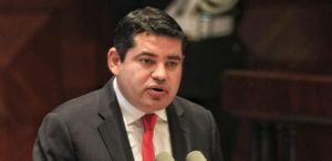 Asamblea lleva a cabo juicio político para consejeros, entre ellos, el de José Tuárez