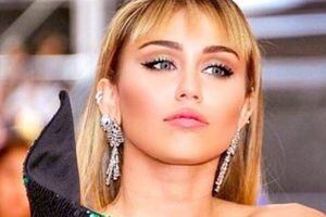 VIDEO: Miley Cyrus fue atacada por un fan durante su visita a Barcelona y su esposo la defendió