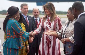 FOTOS. Melania Trump llega a Ghana en su primer viaje a África