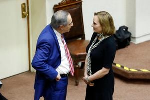 Senadores Francisco Chahuán y Carolina Goic apuntan a un acuerdo por el segundo retiro