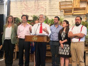 Piñera anuncia que enviará proyecto para entregar bono de $100 mil para las familias vulnerables