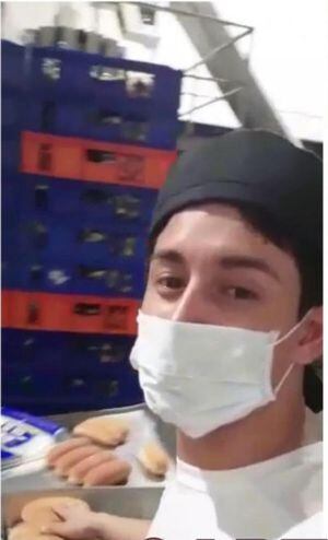Detuvieron a persona que manipuló pan después de rascarse la nariz en Guayaquil