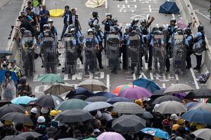 Miles de personas comenzaron una nueva manifestación en Hong Kong