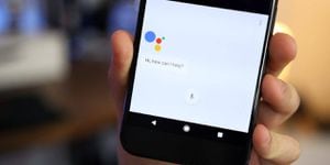 Google Assistant ya no guardará grabaciones de todo lo que hablas (sin tu permiso)