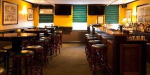 Gremio de restaurantes y bares del país lanzan iniciativa para salvarse de la crisis económica