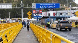 Ministros discrepan sobre permiso a venezolanos en tránsito
