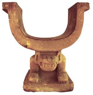 Escudo de la FEF: ¿La silla pertenece a la cultura Valdivia o Manteño?
