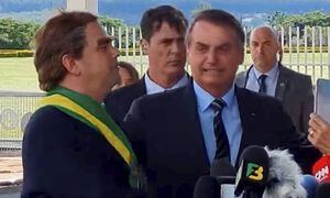 Após chamar humorista para comentar PIB, Bolsonaro diz que imprensa faz piada com PIB
