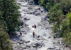 Italia investiga muertes de excursionistas en inundación repentina