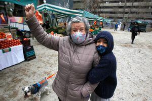 Se levanta las restricciones de desplazamiento e inicia el desconfinamiento de los adultos mayores