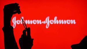 ¿Cómo la vacuna de Johnson & Johnson se diferencia de otras? Aquí 4 preguntas y respuestas