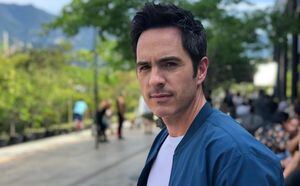 Mauricio Ochmann se da una escapadita con su novia Paulina Burrola y los usuarios en las redes detectan algo del sitio que escogió