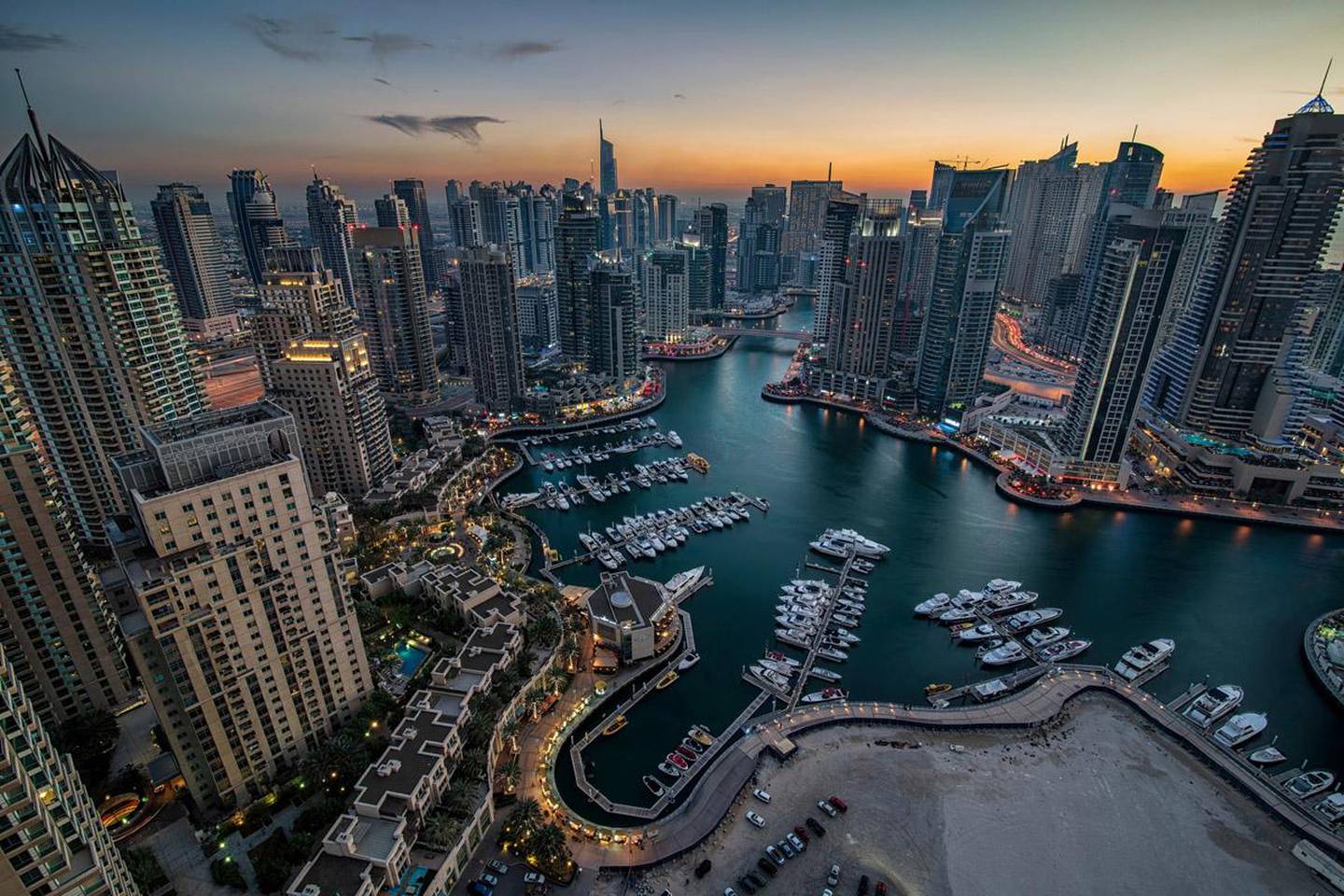 Dubái es una ciudad muy activa en lo económico