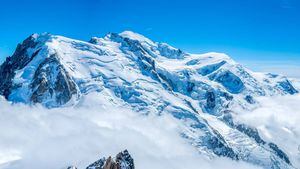 Gigantesco glaciar Mont Blanc en Italia se encuentra a punto de colapsar