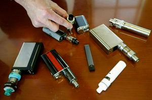 Ven riesgo de ataques por uso de cigarrillo electrónico
