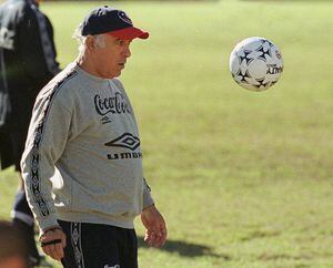 “La leyenda”: Nelson Acosta se vuelve tendencia en redes sociales tras las eliminaciones de Ecuador y México en Qatar 2022